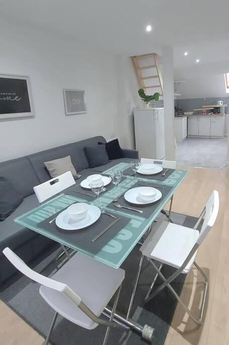 Smart House Airport Cdg, Asterix Appartement Louvres Buitenkant foto